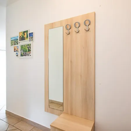 Apartman Jelena Vrbnik Kültér fotó