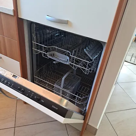 Apartman Jelena Vrbnik Kültér fotó